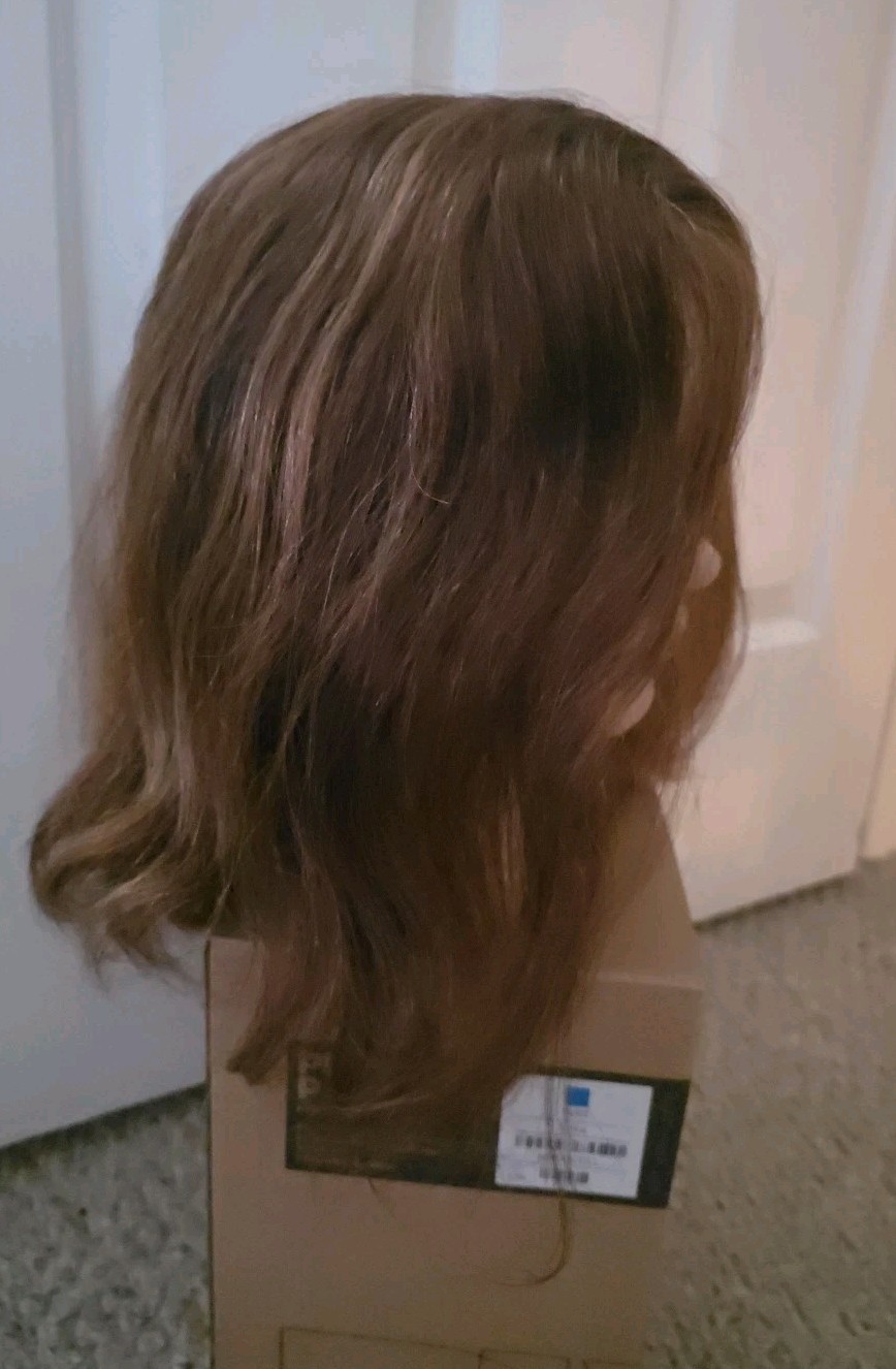 Pivot Point Erika Mannequin Head For Cosmetology Practice Pre-Owned