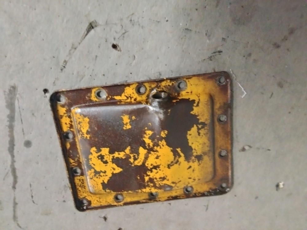 Wisconsin VH4D Oil Pan