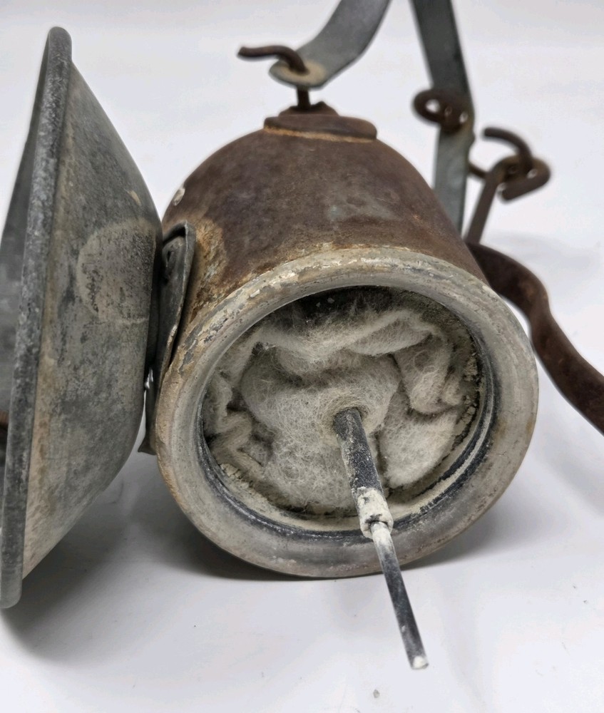 Vintage Dewar Carbide Miners Lamp With Hook