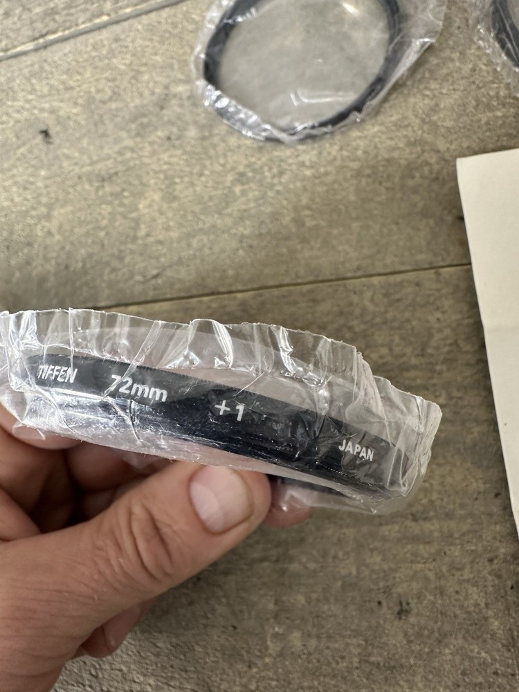 Tiffen Close-Up Camera Lens Set 77mm +1 +2 +4 With Case Diopters Decrease New