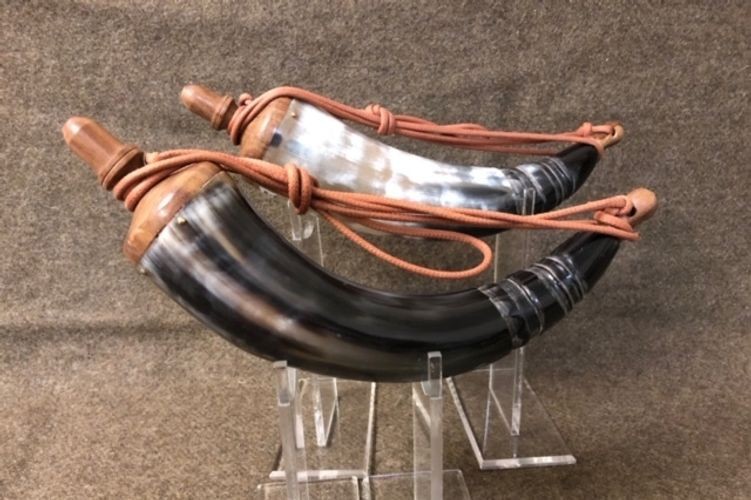 Traditional Style Powder Horn - Reenactment