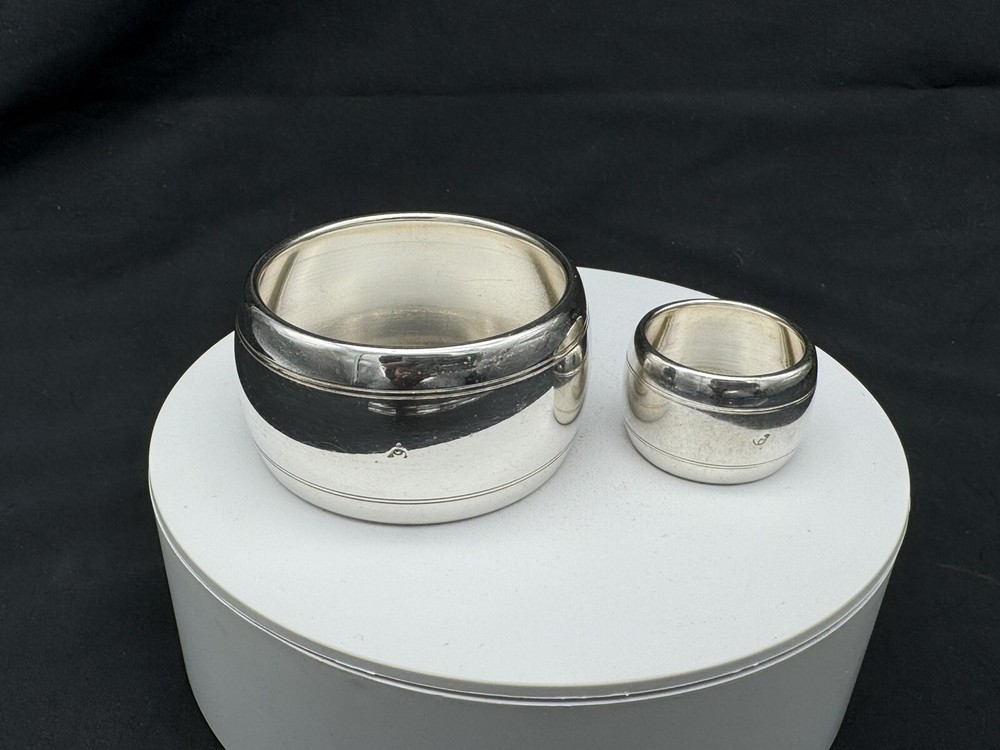 Sterling Silver Napkin Ring with one Miniature
