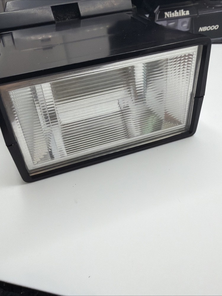 Nishika Twin Light 3010 Variable Angle Electronic Flash