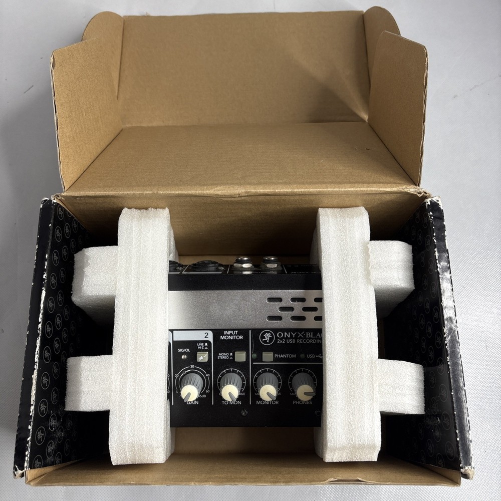 Mackie Onyx Blackjack Premium 2x2 USB Recording Interface With Box