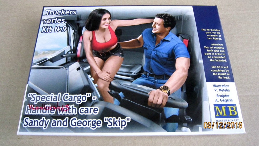 Master Box 24062 "Special Cargo" - Handle with care Sandy & George "Skip" 1/24