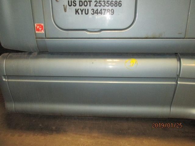 For 2007 PETERBILT 387 SIDE FAIRING Right ,  OH