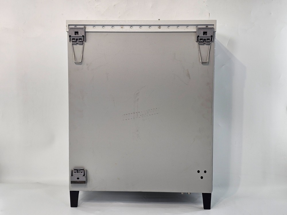 HP Agilent Keysight 16702A Logic Analysis System