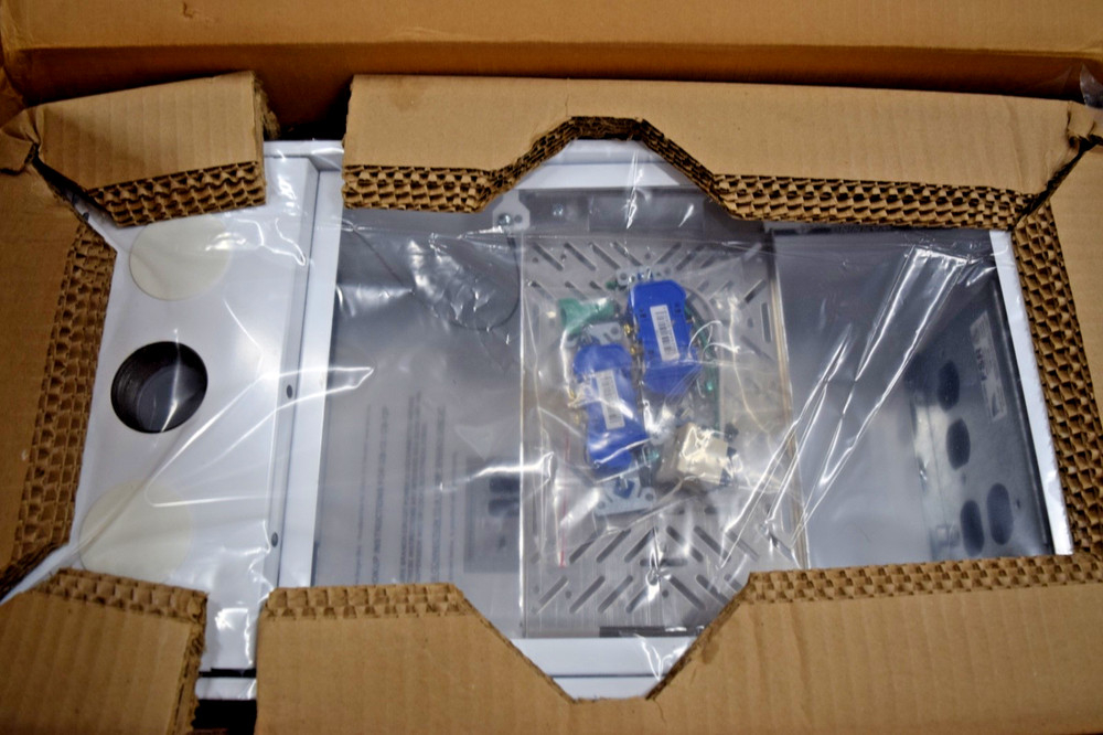 FSR CP-12P 1x2 Ceiling Box With Pole Adapter for Ceiling Projector WHITE