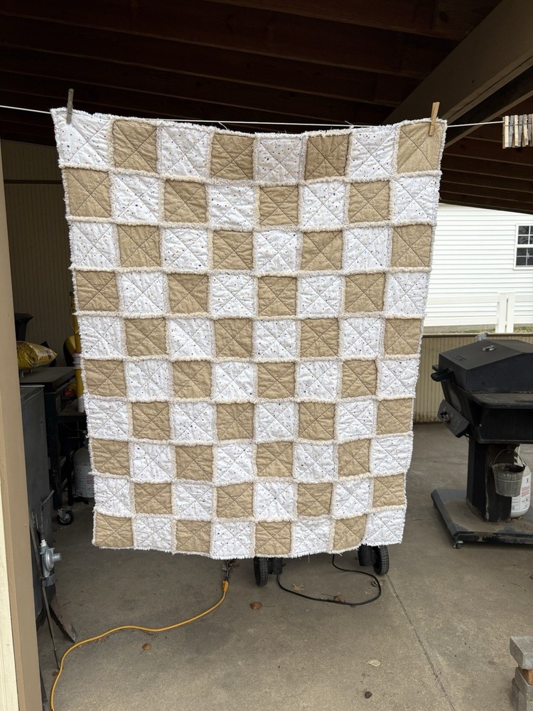 Patchwork Rag Quilt Beige White Speckled Pattern Bedroom Bedding