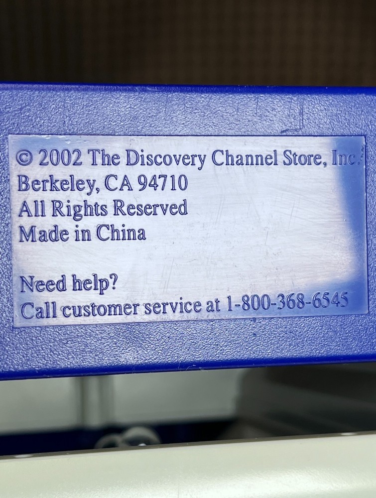 2002 Discovery Kids Ultimate Forensics Science Whodunit? Lab Kit Microscope Set