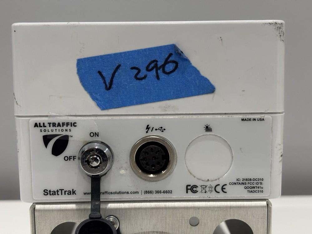 UNTESTED Houston Radar Armadillo Tracker DC310 w/ Calibration Papers & Keys