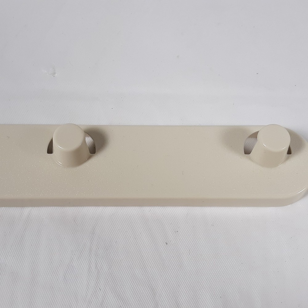 Tupperware Small Plastic 3 Hook