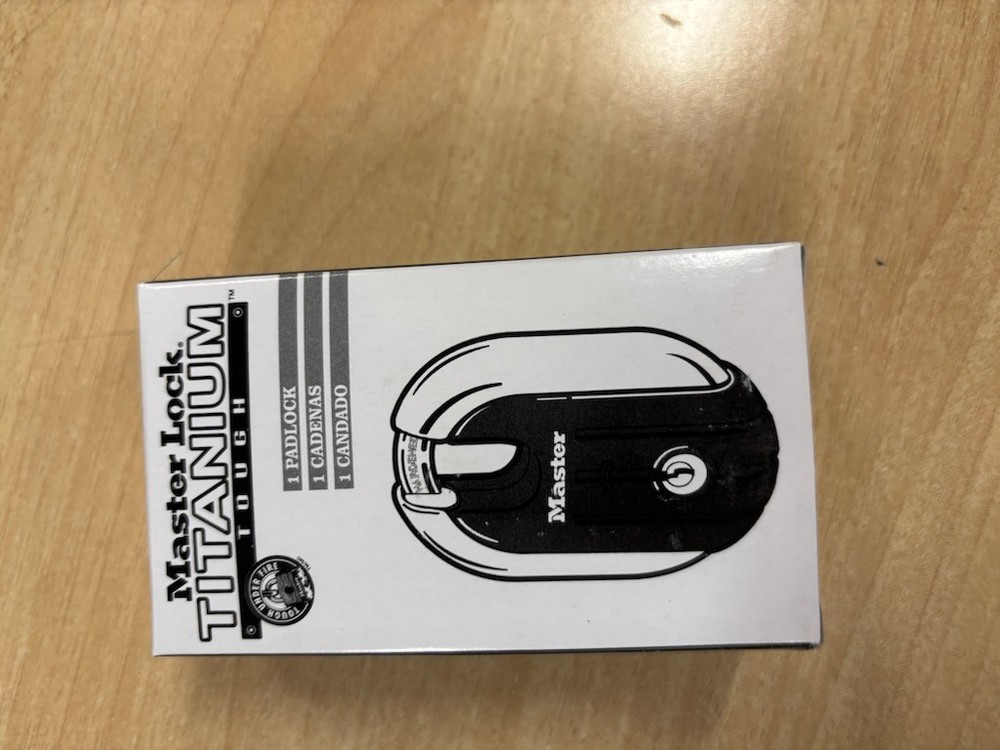 Master Lock model 187 titanium padlock - New