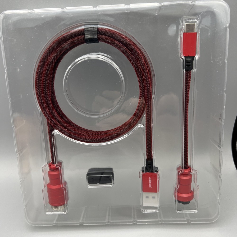 CableMod Pro Straight Keyboard Cable Republic Red USB A -USB Type C 150cm M1984