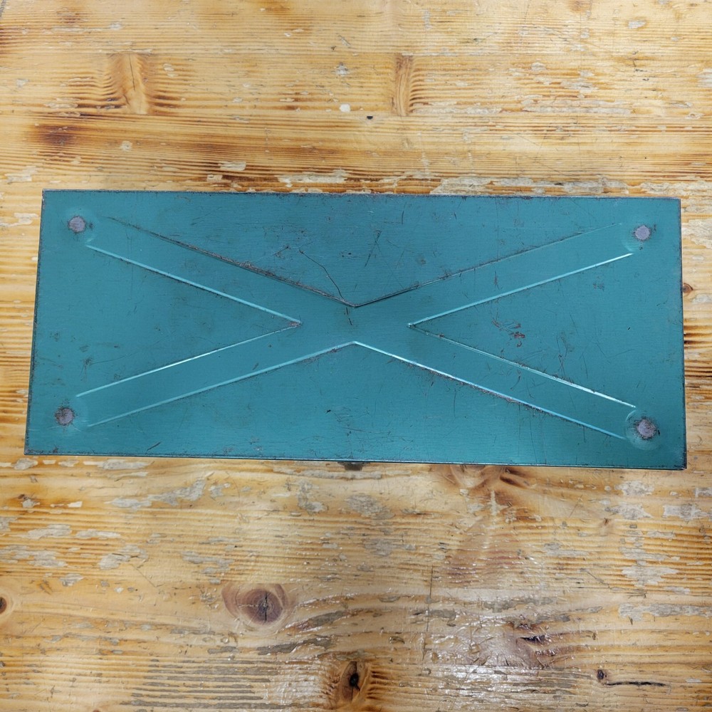 Lawrence Metal Tackle Box Green