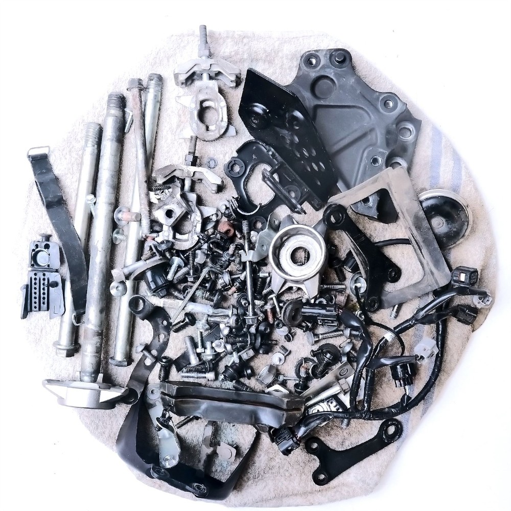 2024 Yamaha MT-07 Assorted Nuts, Bolts & Fixings