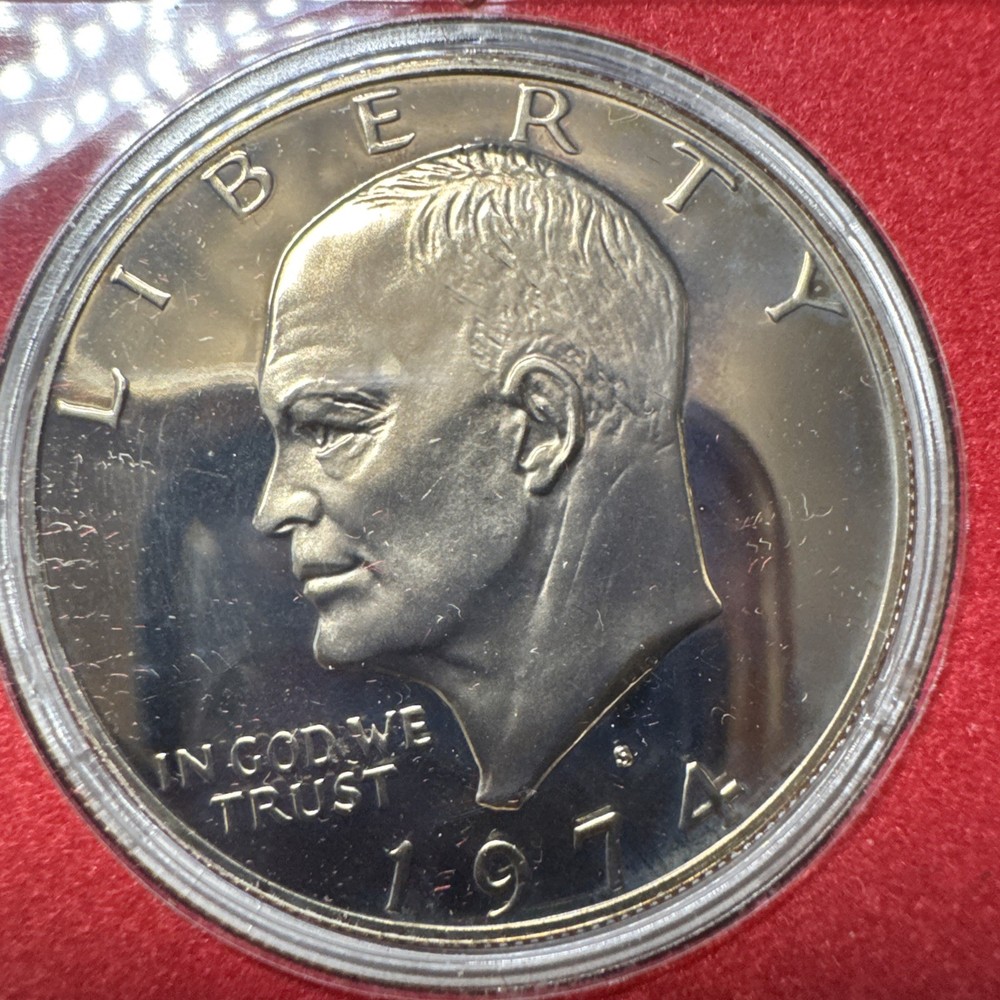 1974 S US Mint Issued Proof Set. Combined Shipping Available.