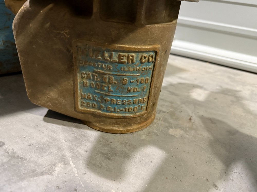 Mueller B-100 Drilling Main Water Line Tapping Pipe Tapper