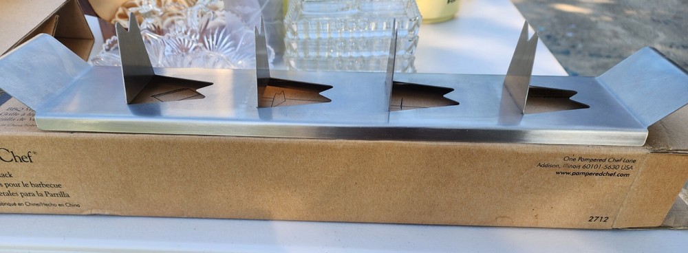 Pampered Chef  BBQ Vegetable Rack  #2712 New, Box Is Opened.