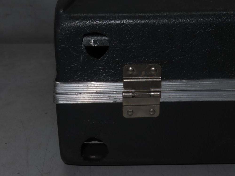 Qualitone Wide Range Hearing Ultratone Device System in Storage Case