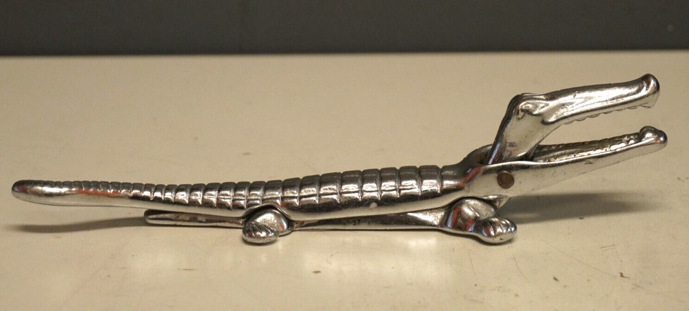 Alligator Nutcracker