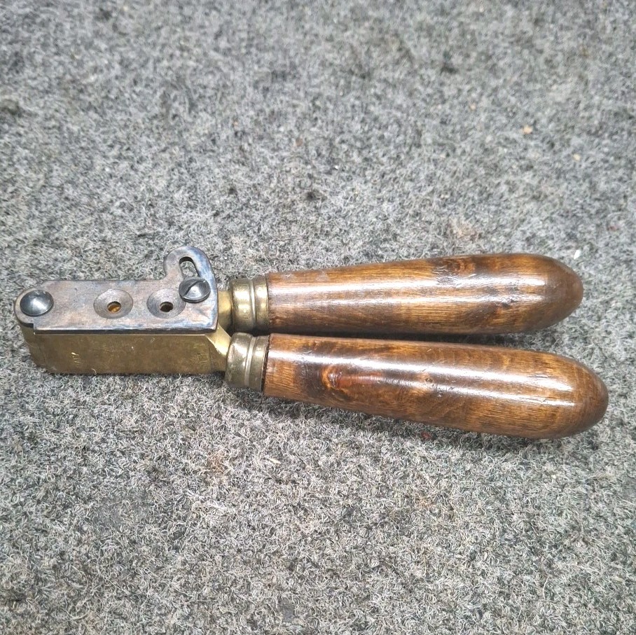 Dual Cavity Bullet Mold, .357", Round Ball