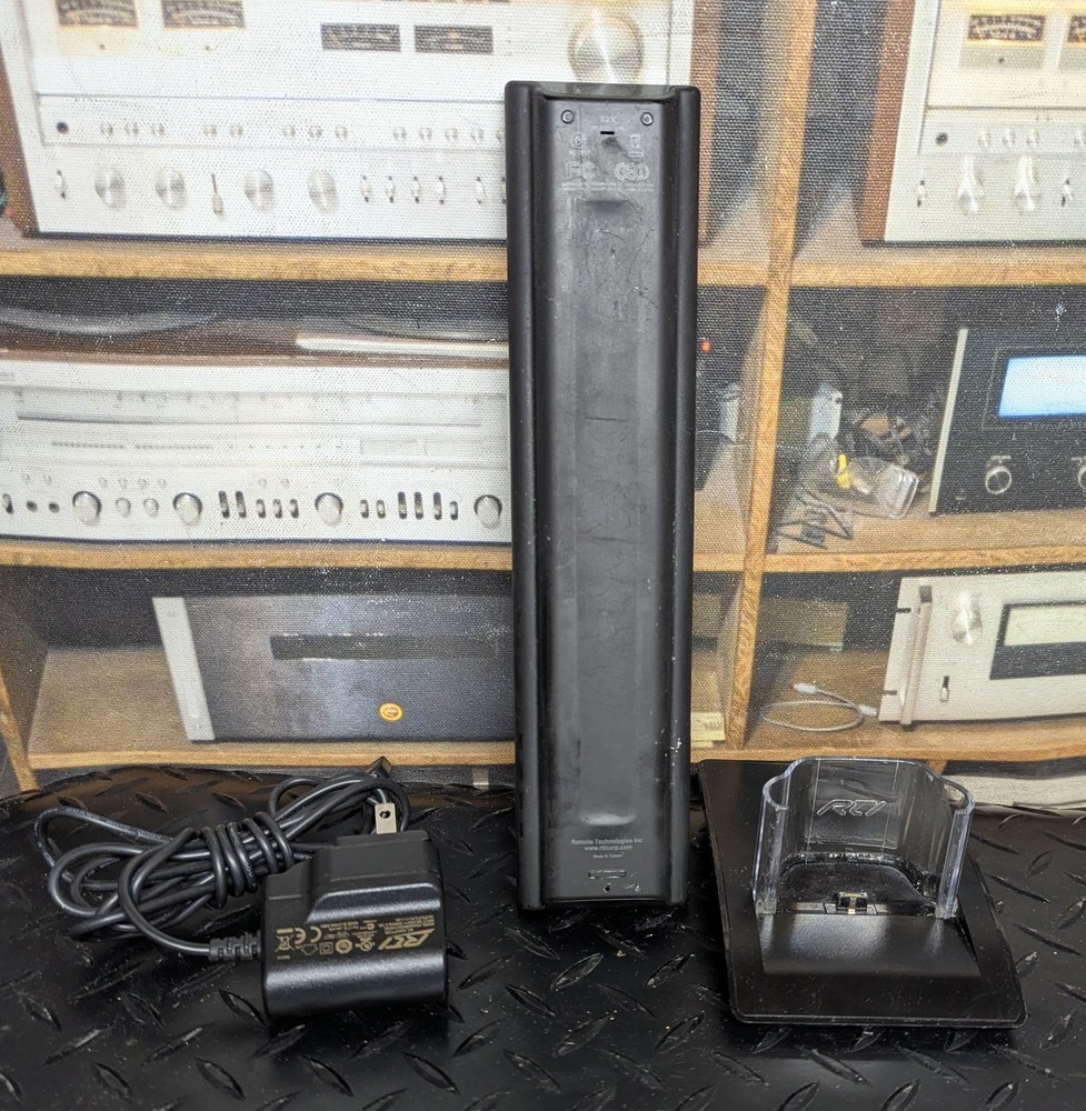 RTI T2X programmable remote control with charging base and power supply