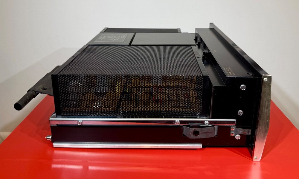 McIntosh MR73 FM/AM Tuner
