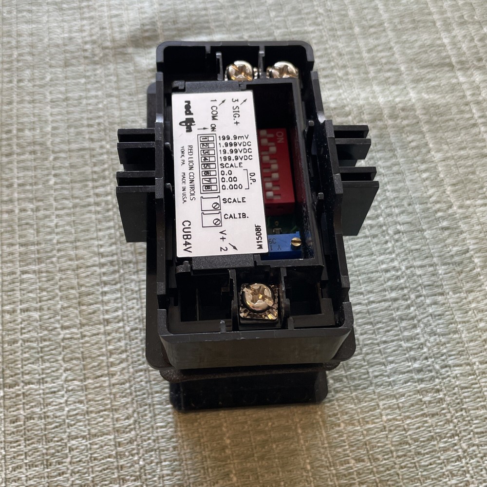 Red Lion Miniature D.C Voltmeter Model CUB4V020