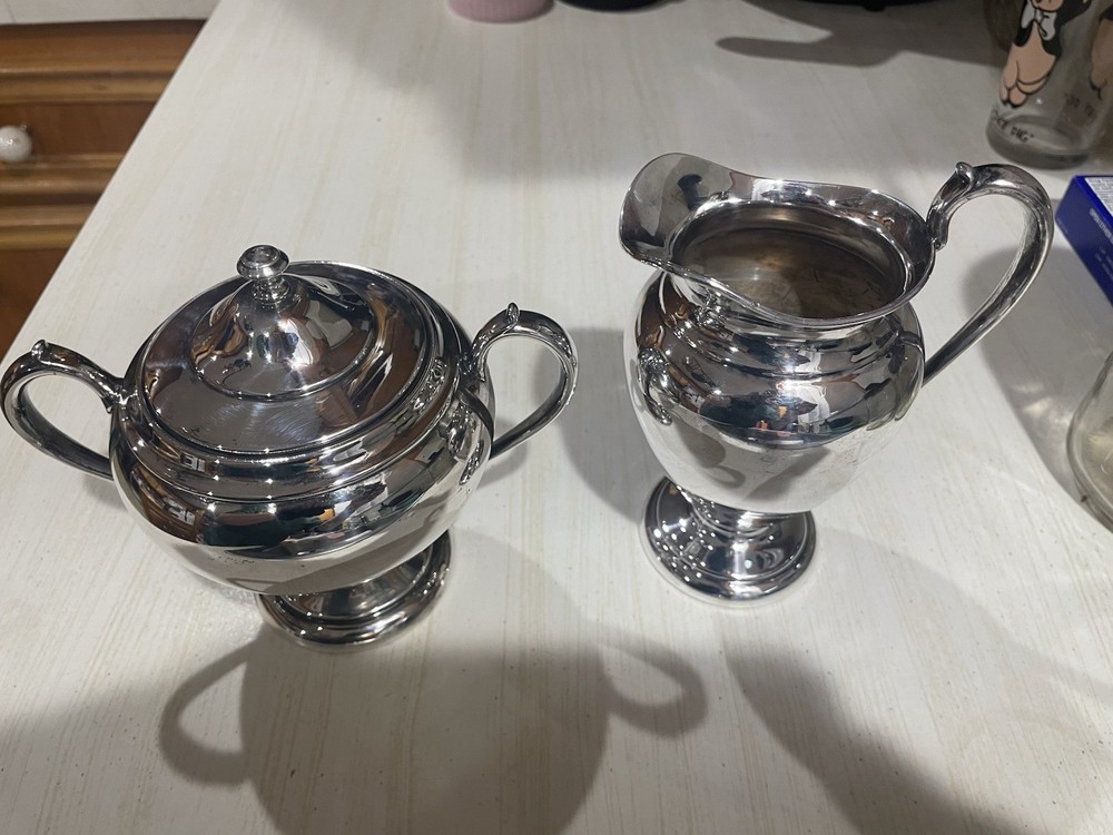 Antique CRESCENT SILVERWARE MFG CO Silver Plate Creamer & Sugar Bowl S.P.N.S