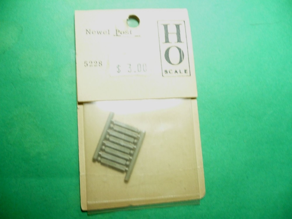 Grandt Line HO #5228 Newel Post