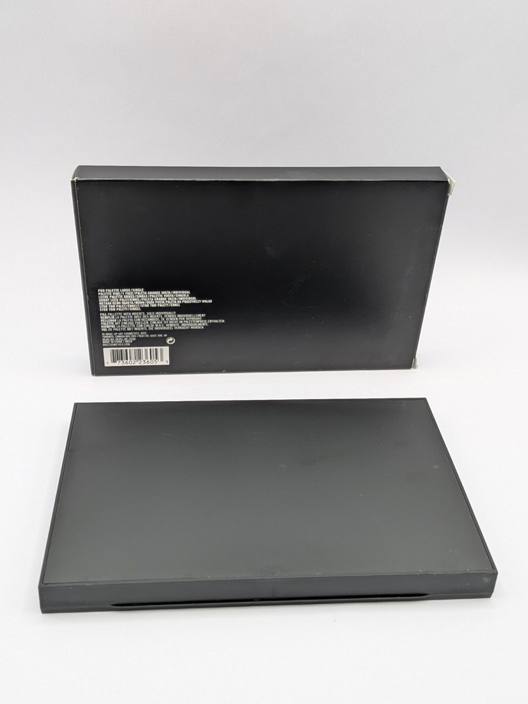 MAC Pro Palette Large Black Case/ Insert Holds 15 Eyeshadows Empty