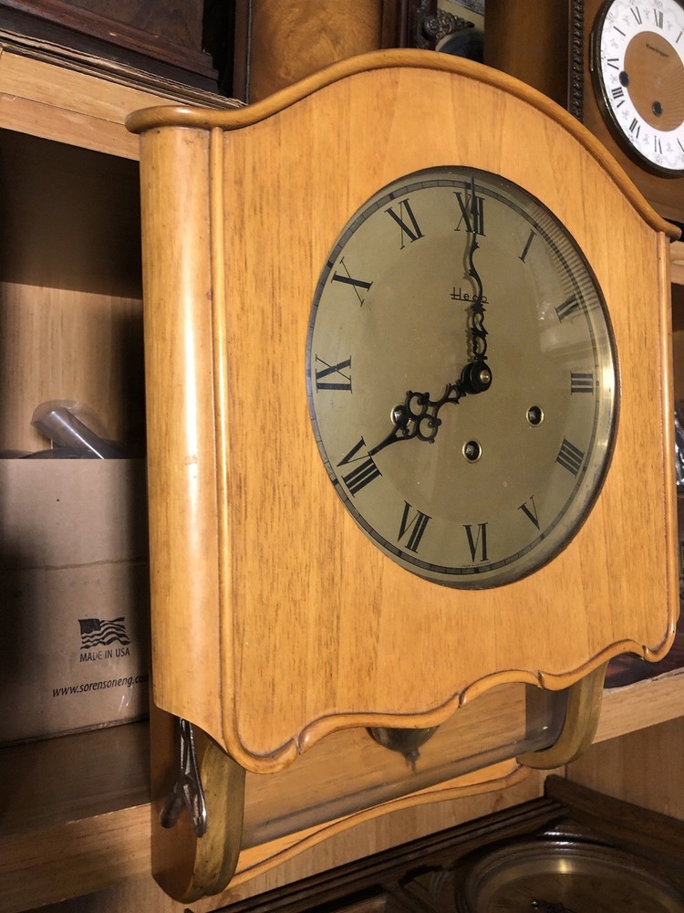 1970s German Heco wall clock /key