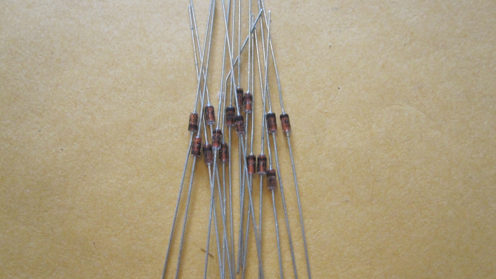 25 PCS DIODE 1N914 ,Fast Switching, Low Forward Voltage Drop Diodes