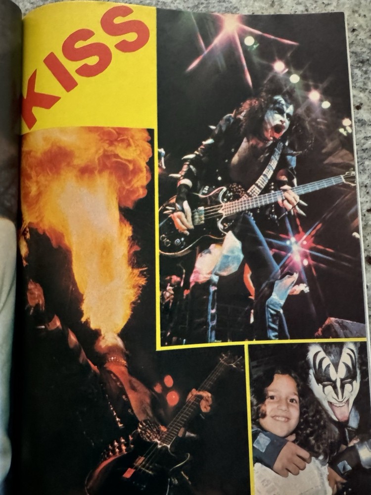 KISS 1977 ROCK SPECIAL MAGAZINE GENE PAUL ACE PETER AUCOIN VINTAGE MEGA RARE