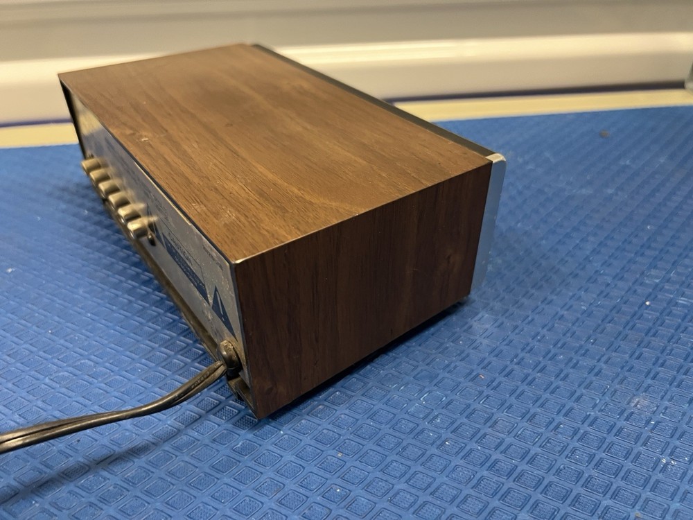 Realistic SA-10 Solid State Stereo Amplifier. Model # 31-1982B. Used UNTESTED