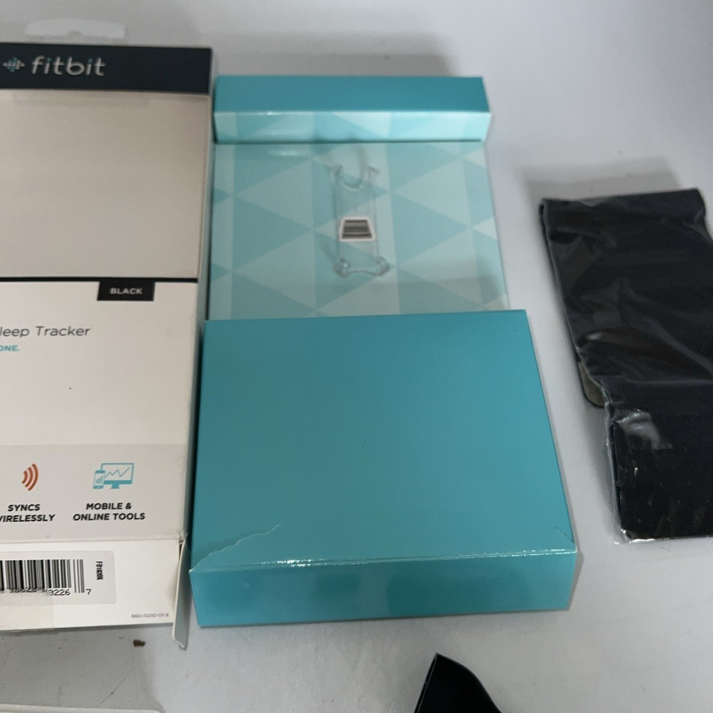 NOT CHARGING PART ONLY FITBIT One Wireless Activity Sleep Tracker Black FB103BK