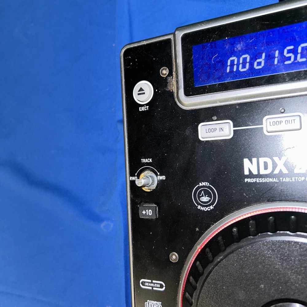 Numark DJ NDX200 Professional Tabletop CD Player Mix Loop AS-IS