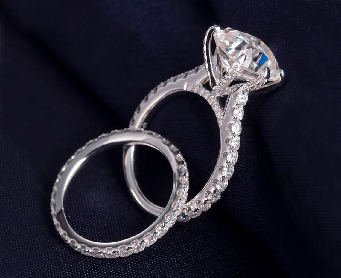 2.60 CT Cushion Cut VVS1 Moissanite Wedding Bridal Ring Set Solid 14K White Gold