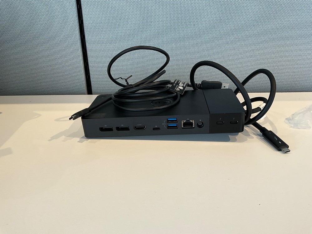 Dell WD22TB4 Docking Station