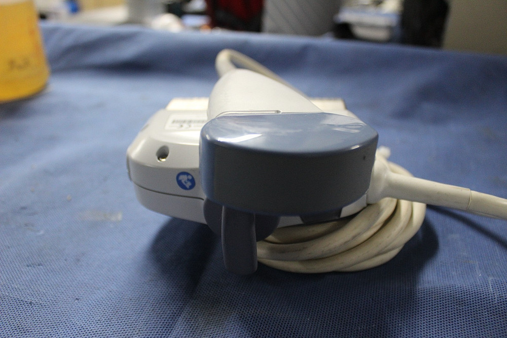 GE AB 2-7-D REF H48651MW CONVEX TRANSDUCER PROBE