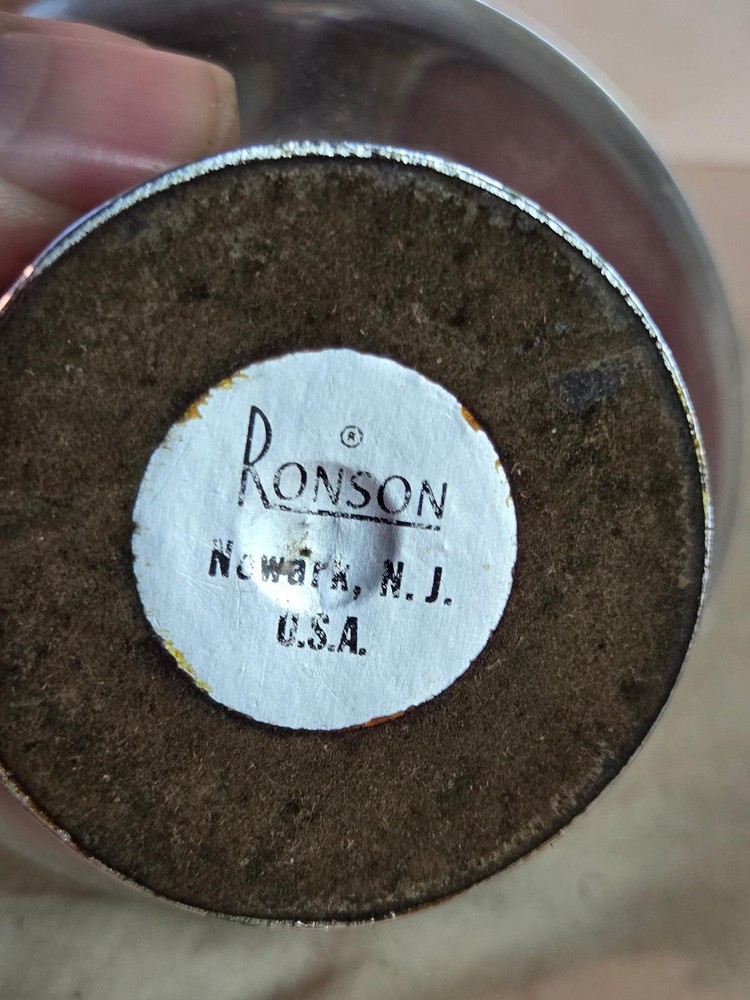 Ronson Nordic crystal Table Lighter