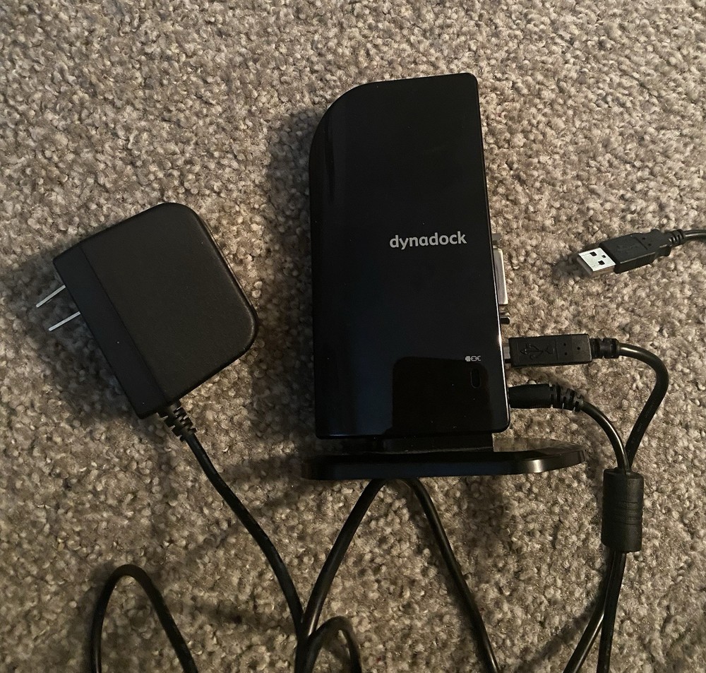 Dynadock USB Docking Station With Adapter