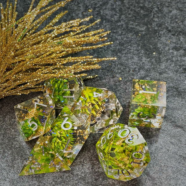 Sage’s Enchanted Flower Green Sharp Edge Resin Polyhedral Dice Set DnD
