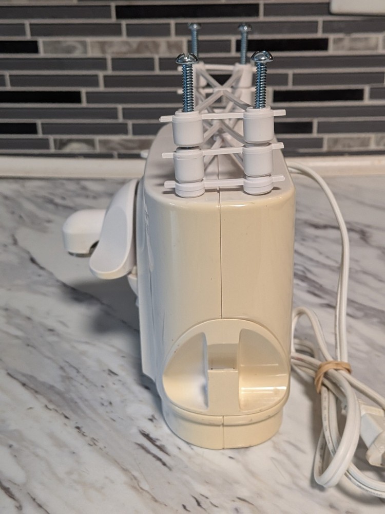 BLACK+DECKER Spacemaker Under-Counter Can Opener EC85 White With Hardware