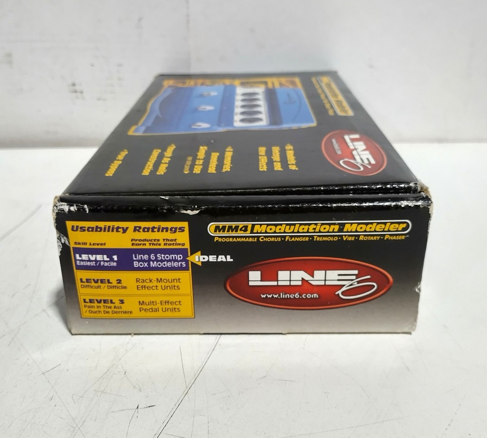 Line 6 MM4 Modulation Modeler Programmable Multiple Effects - No Power