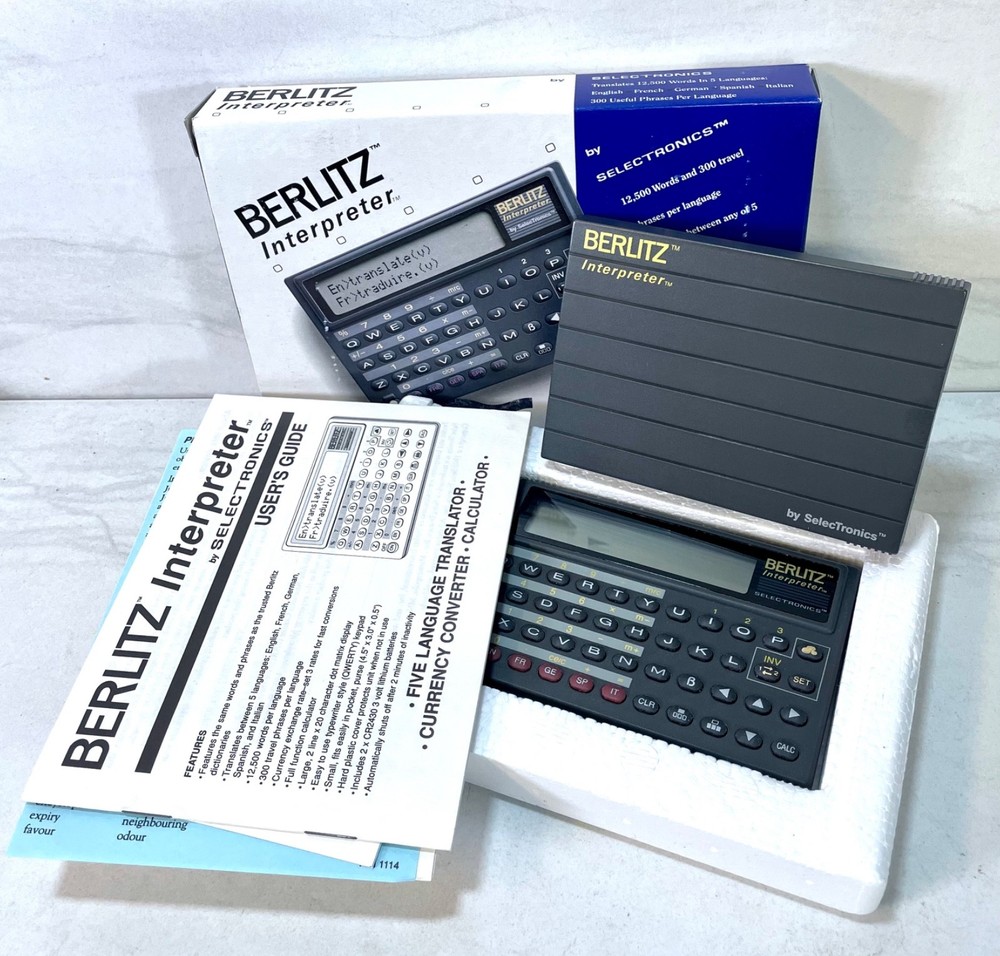 Vintage 1990 Berlitz Interpreter electronic pocket translator by Selectronics