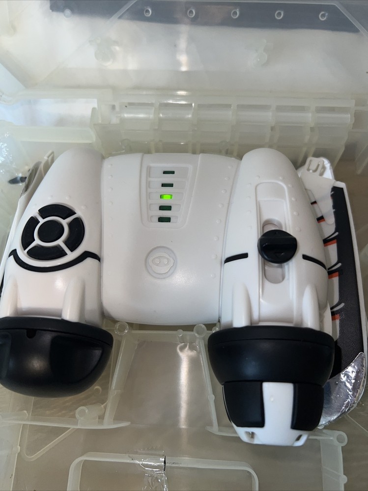 WowWee FlyTech Bladestar *****Replacement parts only****