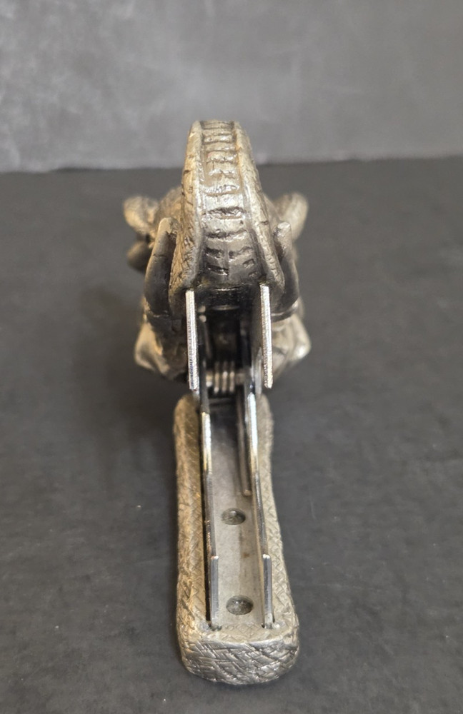 Elephant Staple Puller. Cast Metal. Heavy 8oz.