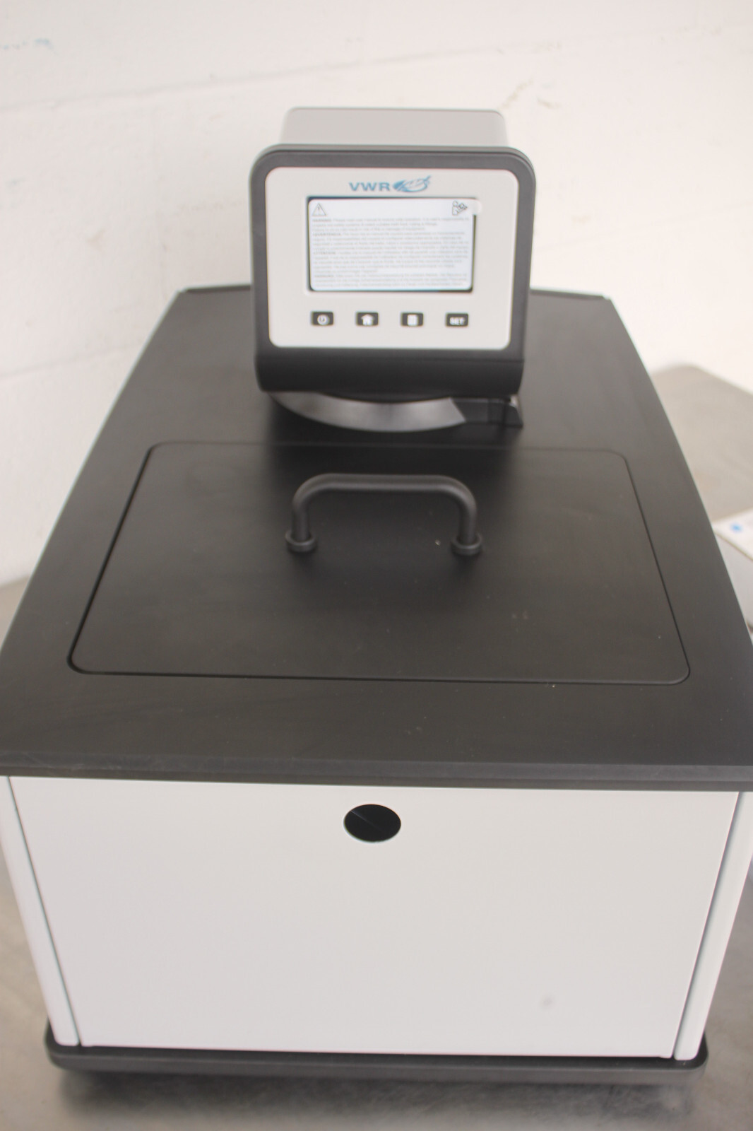 NEW VWR 89202-934 AD15H200-V11B AD 15L HT Heated Circulating Water Bath